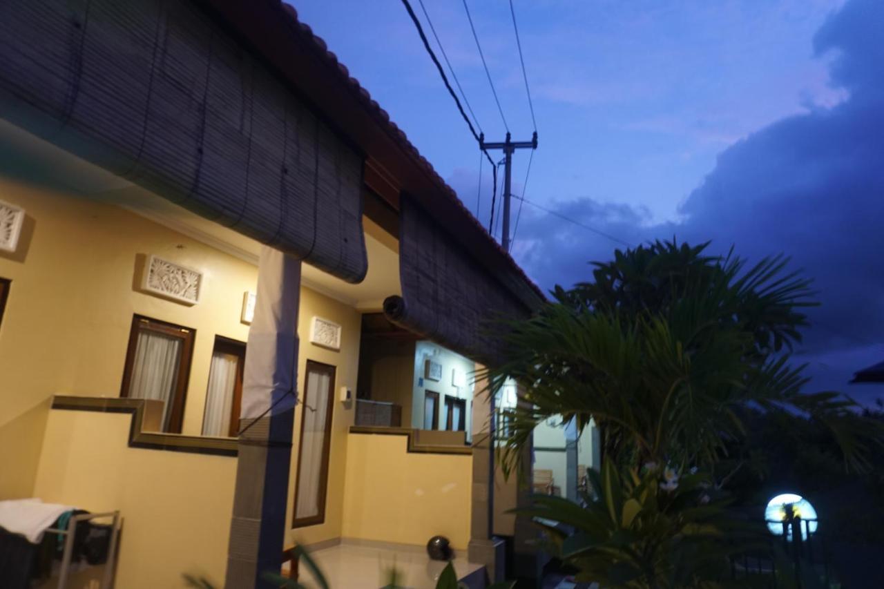 Balibal Bungalow Toyapakeh Extérieur photo